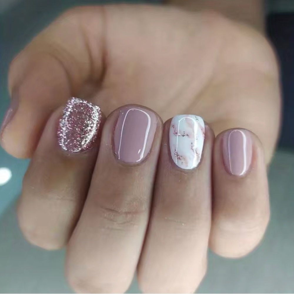 🍒🍒 Lilac Press On Nails